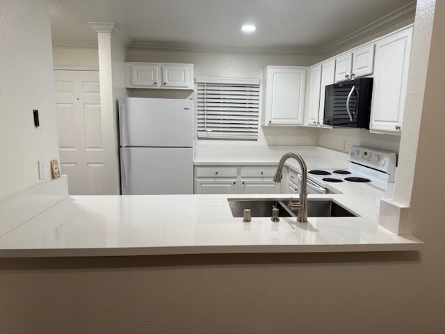 7505 Charmant Dr in Fullerton, CA - Building Photo - Building Photo