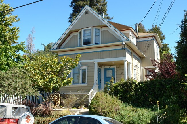 46 Yosemite Ave in Oakland, CA - Foto de edificio - Building Photo