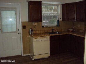4 Oxford Pl in Manchester Township, NJ - Building Photo - Building Photo