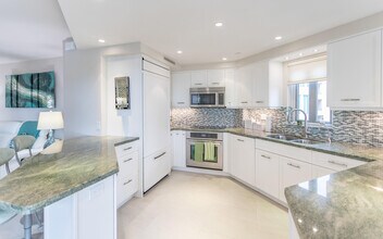 120 SE 5th Ave in Boca Raton, FL - Building Photo - Building Photo