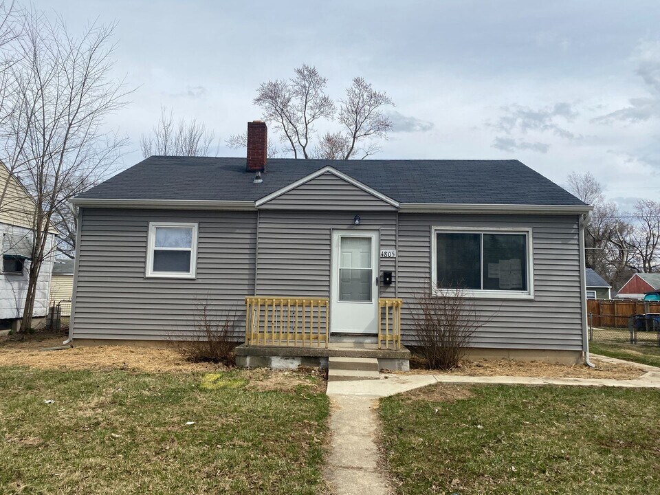 4805 Spatz Ave in Fort Wayne, IN - Building Photo