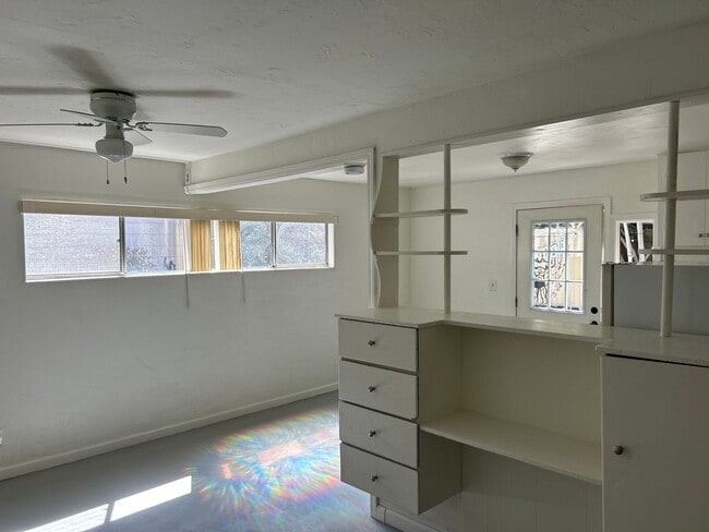 4430 Estrella Ave in San Diego, CA - Building Photo - Building Photo