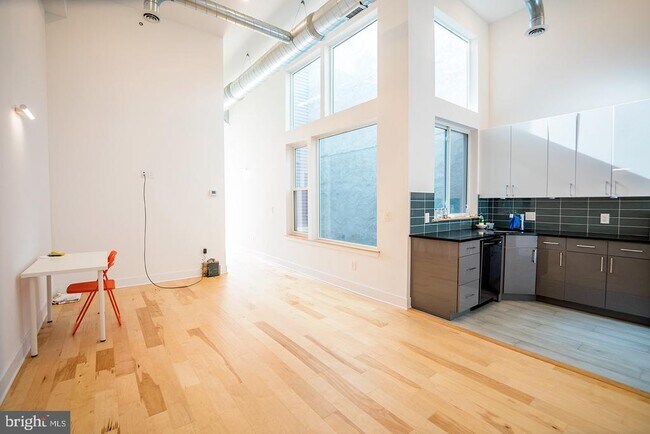 property at 1634 Ridge Ave