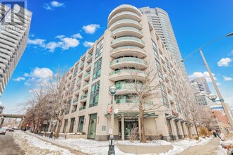 600-600 Fleet St in Toronto, ON - Building Photo - Building Photo