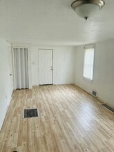 1315 Kohler Ave in Akron, OH - Foto de edificio - Building Photo