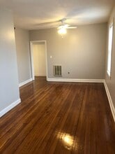 4 Essex St, Unit 2A in Beverly, MA - Building Photo - Building Photo