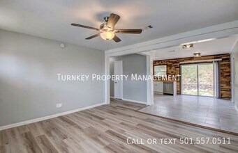 91 White Oak Ln in Little Rock, AR - Building Photo - Building Photo