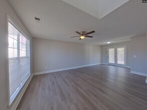 131 Mews Ct in Lexington, SC - Building Photo - Building Photo