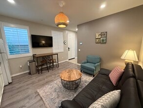 15495 Fennel Pl in Fontana, CA - Building Photo - Building Photo
