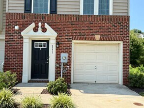 2177 Whispering Hollow Ln in Charlottesville, VA - Building Photo - Building Photo