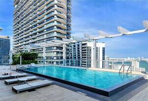 1100 S Miami Ave, Unit 2910 in Miami, FL - Building Photo