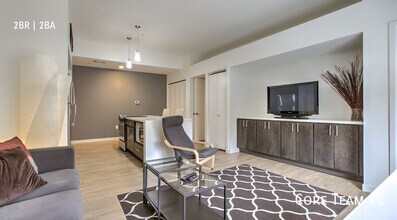 662 E 63rd St in Kansas City, MO - Building Photo - Building Photo