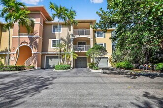 6511 Emerald Dunes Dr in Royal Palm Beach, FL - Building Photo - Building Photo