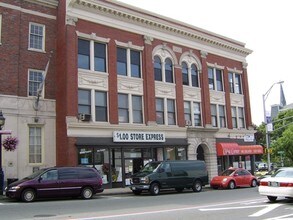 1 Main St in Peabody, MA - Foto de edificio - Building Photo