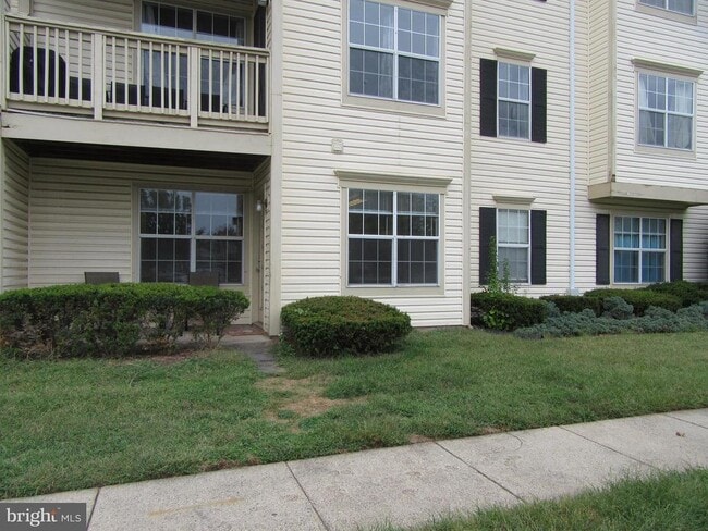 11006 Koman Cir in Manassas, VA - Building Photo - Building Photo