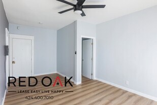 2908 San Pedro St, Unit 2908 A in Los Angeles, CA - Building Photo