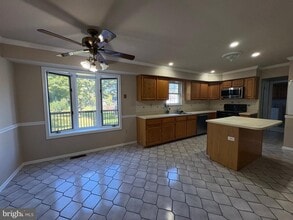 902 Kirby Dr in West Chester, PA - Building Photo - Building Photo