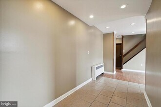 1846 S 12th St-Unit -2 in Philadelphia, PA - Building Photo - Building Photo