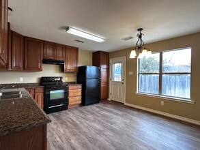 5109 Graceland Dr in Midland, TX - Building Photo - Building Photo