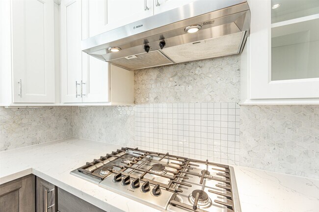 property at 2028 Waterloo Station Rd