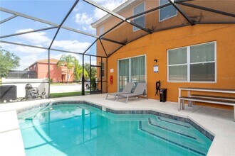 650 Las Fuentes Dr in Kissimmee, FL - Building Photo - Building Photo