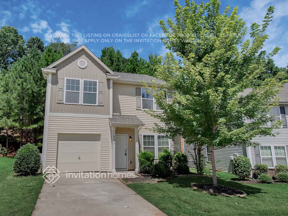 4190 Broadstairs Dr SW in Concord, NC - Building Photo