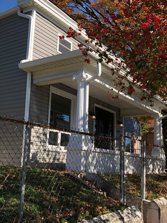 1127 Goss Ave in Louisville, KY - Building Photo
