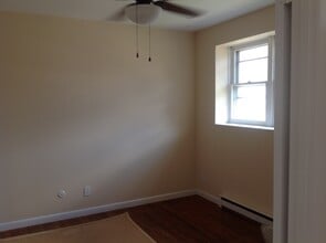 758 Ashland Ave, Unit Ashland Avenue in Eddystone, PA - Building Photo - Building Photo