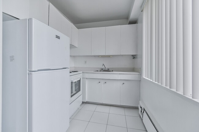 property at 48 Isabella St