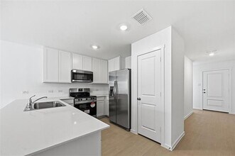 6513 Glade St in Princeton, TX - Building Photo - Building Photo