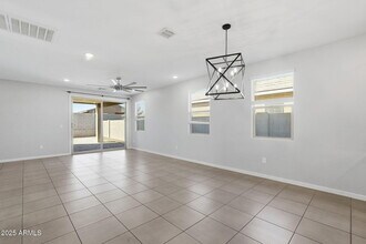4535 W Hunter Trl in San Tan Valley, AZ - Building Photo - Building Photo