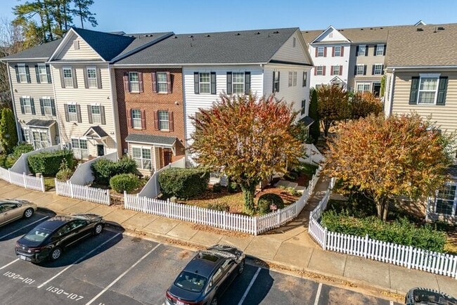 property at 1130 Renewal Pl