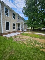 7412 Coleridge Dr in Fayetteville, NC - Building Photo
