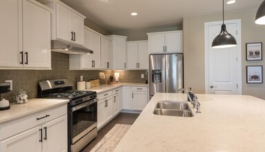 9547 Dewitt Dr in Colorado Springs, CO - Building Photo - Building Photo