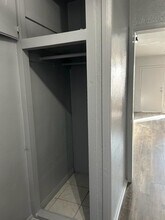 1517 W 60th Pl in Los Angeles, CA - Building Photo - Building Photo