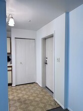 18411 Guildberry Dr, Unit #102 in Gaithersburg, MD - Building Photo - Building Photo