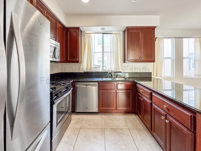 110 Heligan Ln in Livermore, CA - Building Photo - Building Photo