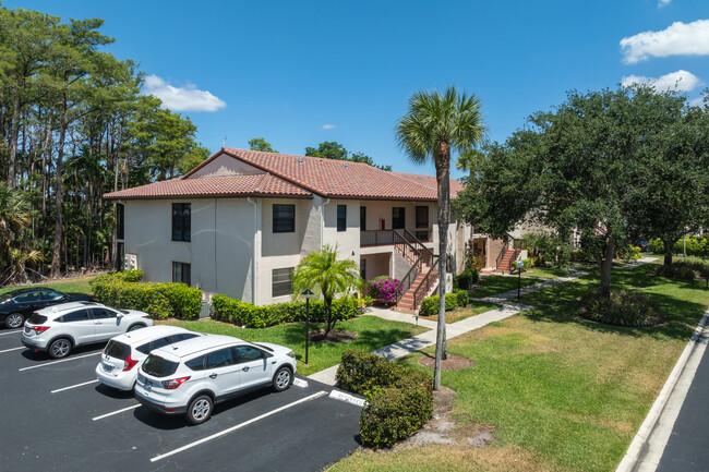 Vistas of Boca Lago in Boca Raton, FL - Building Photo - Building Photo