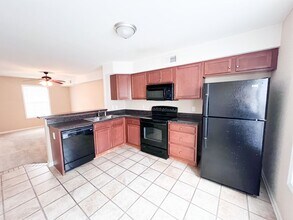 772 Cherrybark Ln in Clarksville, TN - Building Photo - Building Photo