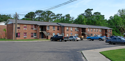 Jefferson Arms Apartments in Monticello, FL - Building Photo - Building Photo