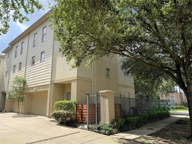 property at 2125 Roy St