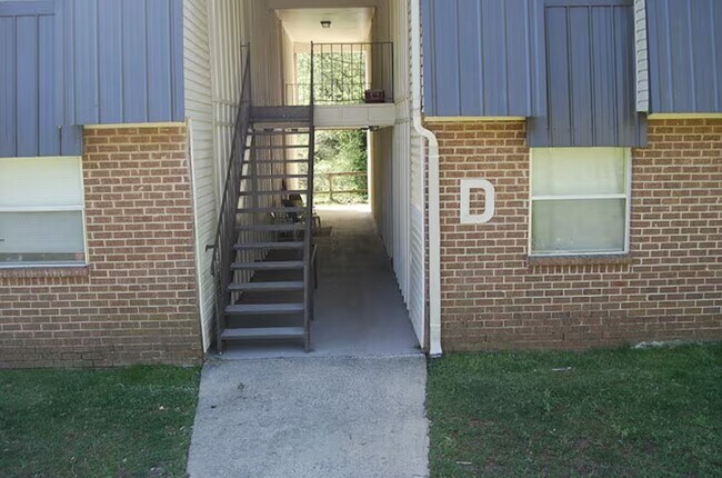 1130 Old Mt Carmel Rd in Stevenson, AL - Building Photo - Building Photo