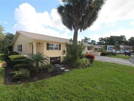 390-301 301 Blvd W in Bradenton, FL - Building Photo