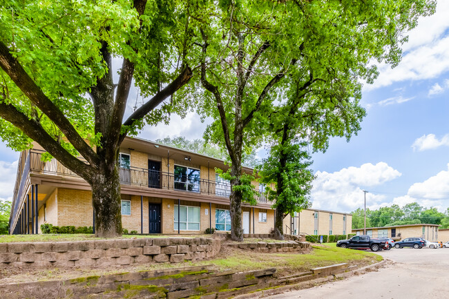 Evergreen Estates in Longview, TX - Foto de edificio - Building Photo