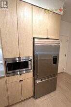 3205 Mountain Hwy in North Vancouver, BC - Building Photo - Building Photo