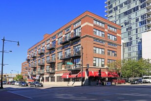 1736 S Michigan Ave in Chicago, IL - Building Photo