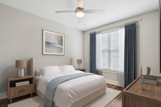 Highline Urban Lofts in Cypress, TX - Foto de edificio - Building Photo