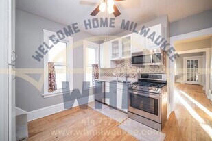 1918 N 55th St in Milwaukee, WI - Building Photo