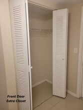 1400 Crestwood Ct S in Royal Palm Beach, FL - Building Photo - Building Photo