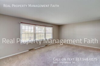 8647 Driftwood Dr in Indianapolis, IN - Building Photo - Building Photo